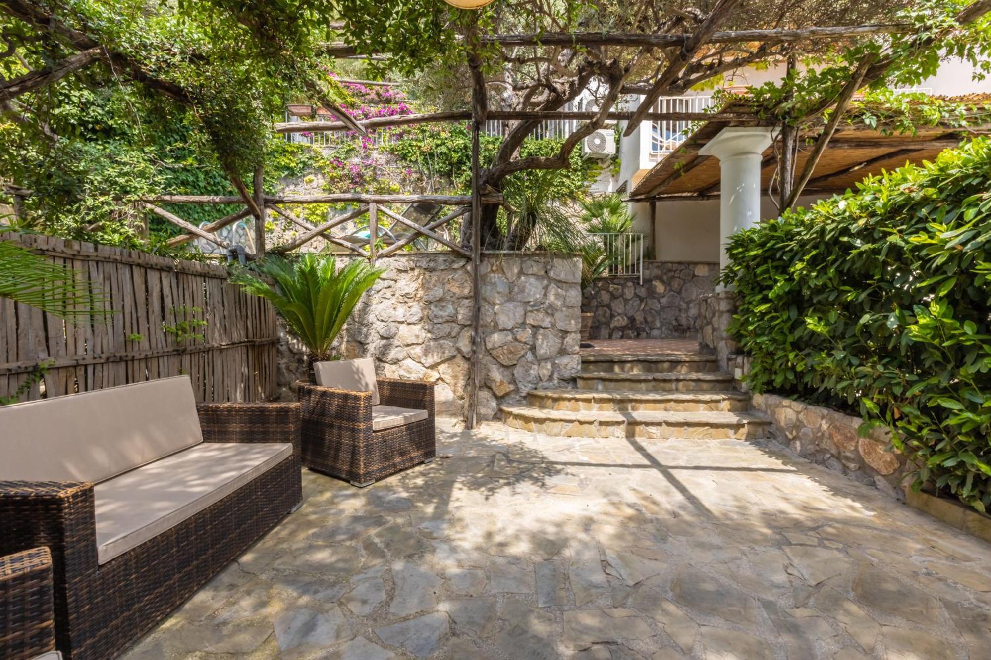 Villa Rita Apartments Massa Lubrense Εξωτερικό φωτογραφία